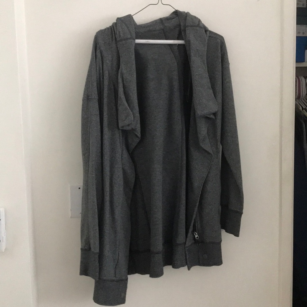 Lululemon heathered gray water fall jacket